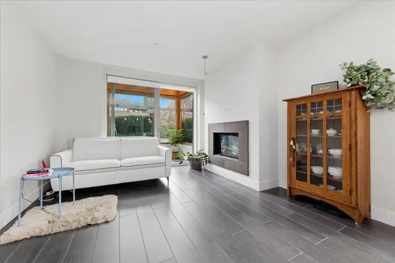 204 2388 Marine Drive, West Vancouver For Sale - image 2