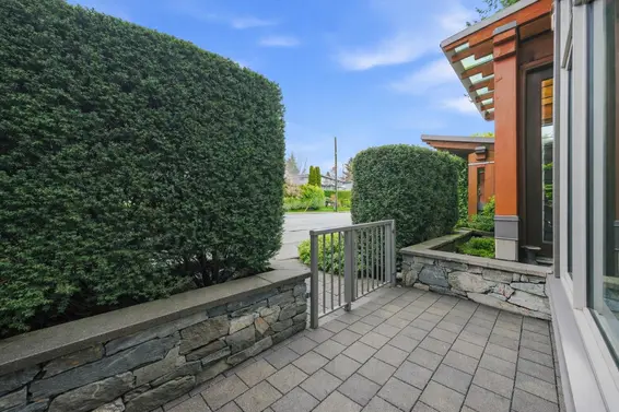 204 2388 Marine Drive, West Vancouver For Sale - image 20