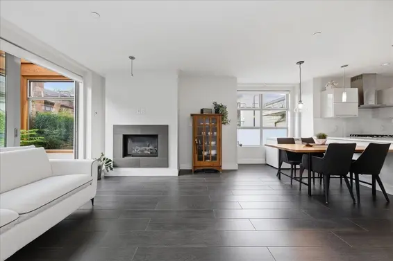 204 2388 Marine Drive, West Vancouver For Sale - image 4