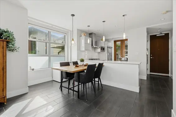 204 2388 Marine Drive, West Vancouver For Sale - image 7