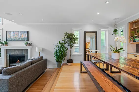 1690 Cascade Court, North Vancouver For Sale - image 10