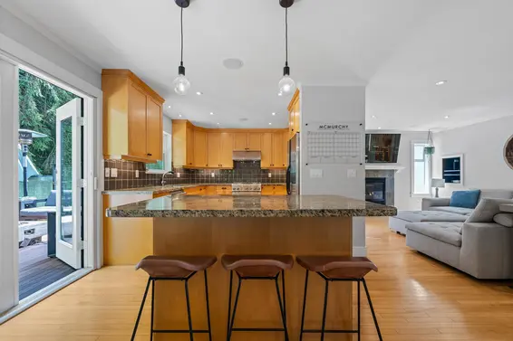 1690 Cascade Court, North Vancouver For Sale - image 16