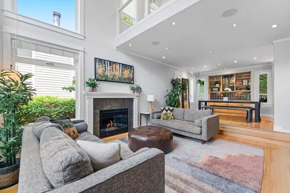 1690 Cascade Court, North Vancouver For Sale - image 6