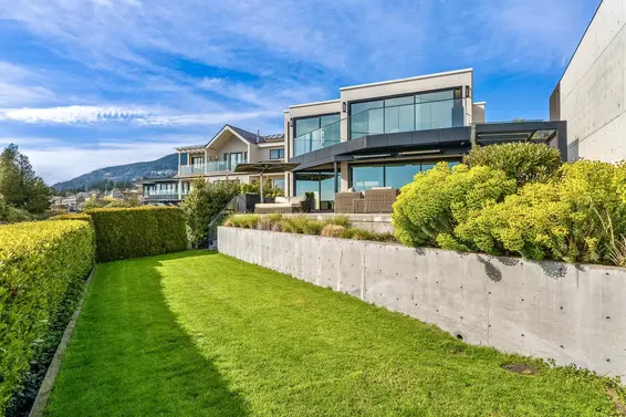 2356 Bellevue Avenue, West Vancouver For Sale - image 8