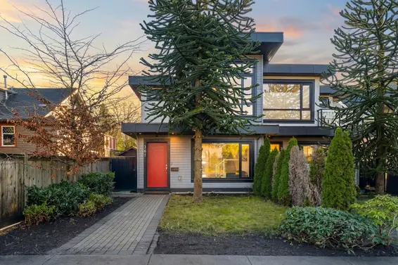 361 East 15th Street, North Vancouver