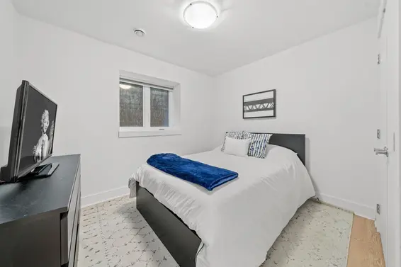 361 East 15th Street, North Vancouver For Sale - image 32