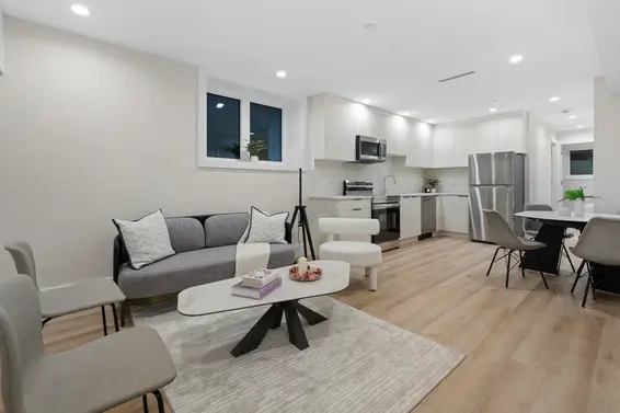 2380 Marine Drive, West Vancouver For Sale - image 27