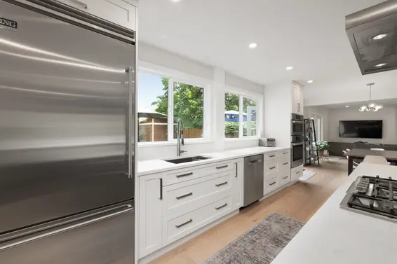 2678 Ailsa Crescent, North Vancouver For Sale - image 11