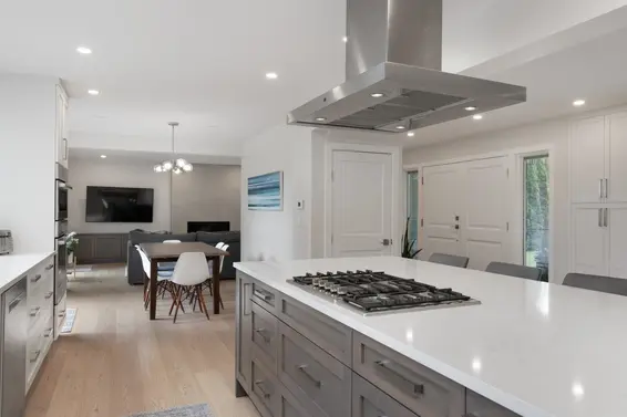 2678 Ailsa Crescent, North Vancouver For Sale - image 12