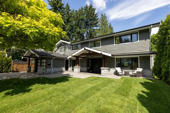2678 Ailsa Crescent, North Vancouver For Sale - image 2