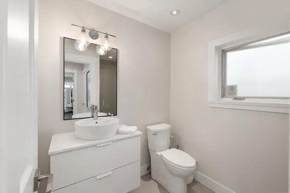 2678 Ailsa Crescent, North Vancouver For Sale - image 23
