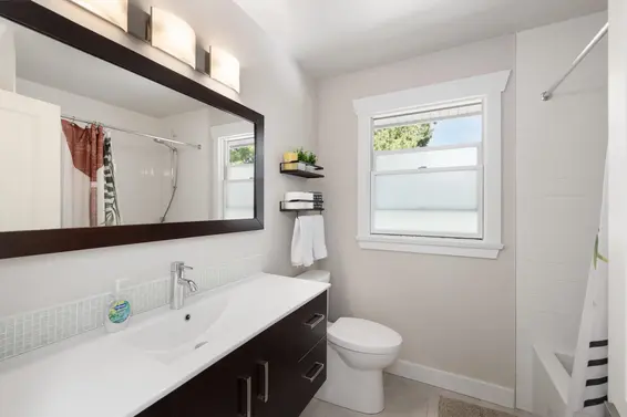 2678 Ailsa Crescent, North Vancouver For Sale - image 37
