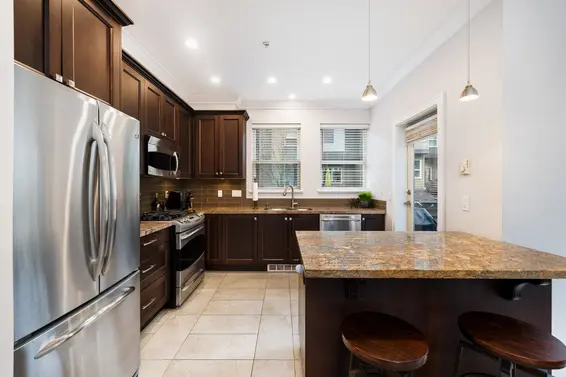9 897 Premier Street, North Vancouver For Sale - image 8