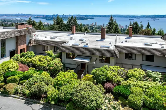 8 2206 Folkestone Way, West Vancouver