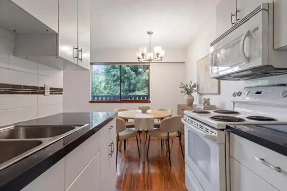 205 175 East 4th Street, North Vancouver For Sale - image 2