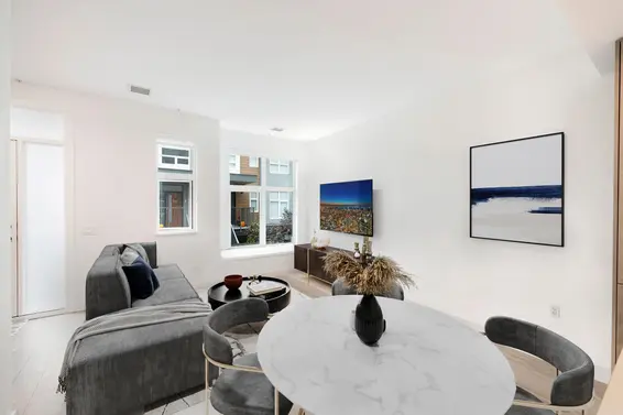 213 2060 Curling Road, North Vancouver