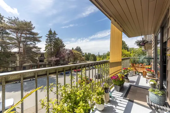 205 330 West 2nd Street, North Vancouver For Sale - image 12
