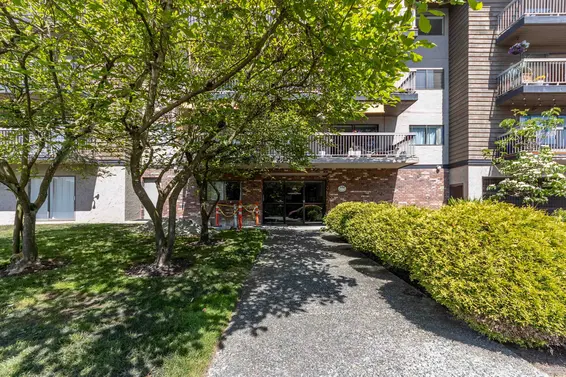 205 330 West 2nd Street, North Vancouver For Sale - image 14