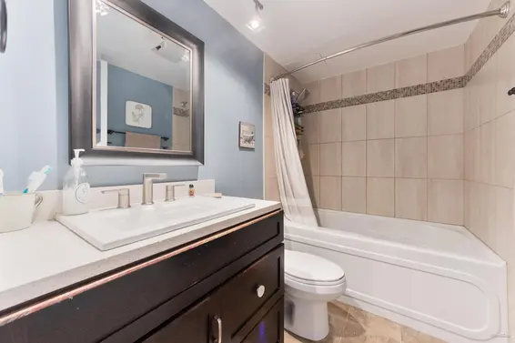205 330 West 2nd Street, North Vancouver For Sale - image 20