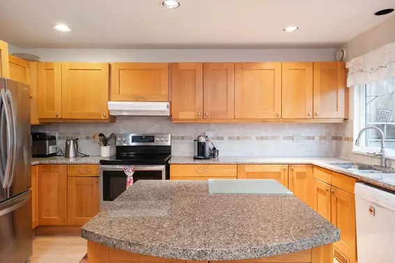 628 East 21st Street, North Vancouver For Sale - image 7