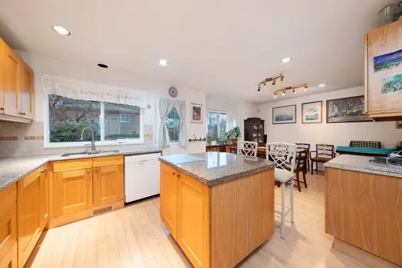 628 East 21st Street, North Vancouver For Sale - image 9