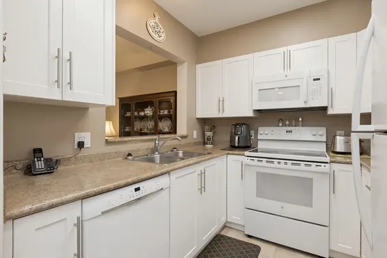 304 2059 Chesterfield Avenue, North Vancouver For Sale - image 7