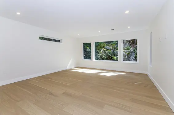 4002 Bayridge Avenue, West Vancouver For Sale - image 26