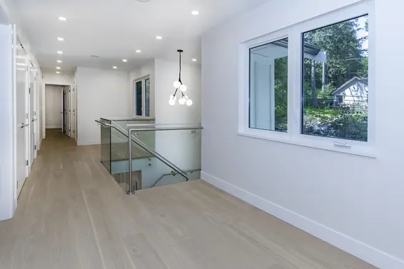 4002 Bayridge Avenue, West Vancouver For Sale - image 27