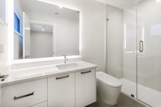 4002 Bayridge Avenue, West Vancouver For Sale - image 32