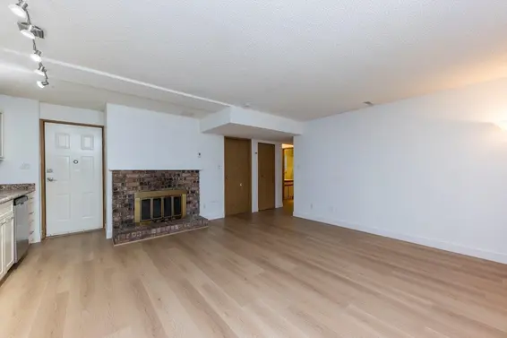 475 Orwell Street, North Vancouver For Sale - image 33