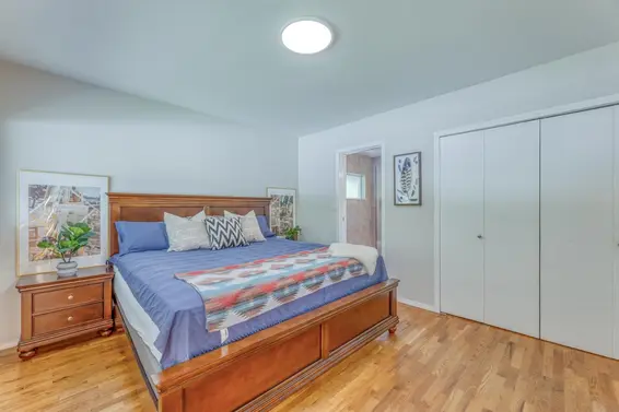 923 Prospect Avenue, North Vancouver For Sale - image 13