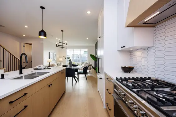 229 East 22nd Street, North Vancouver For Sale - image 13