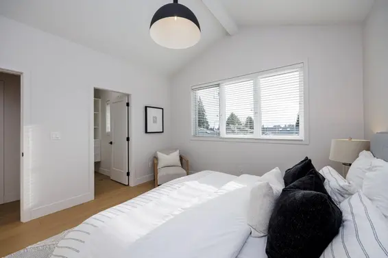 229 East 22nd Street, North Vancouver For Sale - image 28