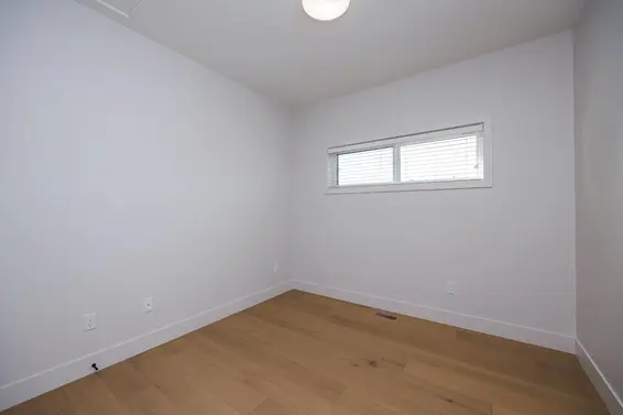 229 East 22nd Street, North Vancouver For Sale - image 36