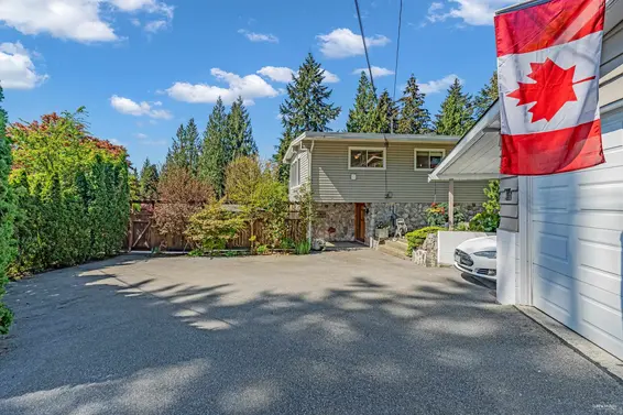 4323 Valencia Avenue, North Vancouver For Sale - image 23