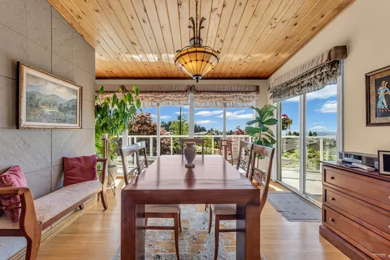 4323 Valencia Avenue, North Vancouver For Sale - image 6