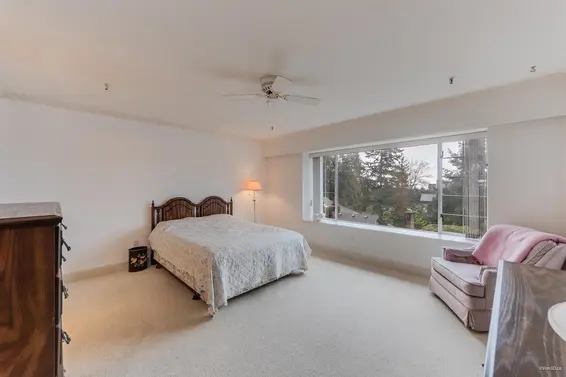 4856 Headland Drive, West Vancouver For Sale - image 14