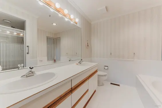 4856 Headland Drive, West Vancouver For Sale - image 18