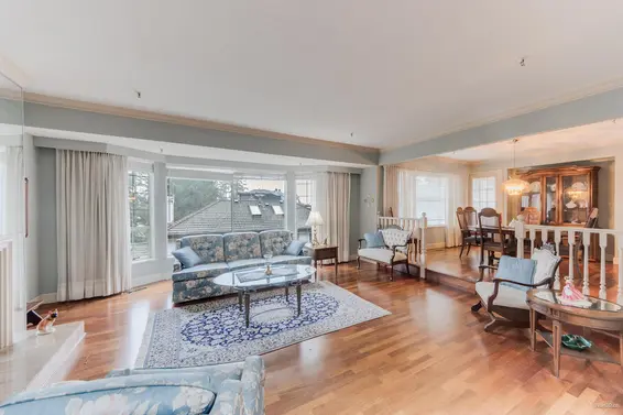 4856 Headland Drive, West Vancouver For Sale - image 4