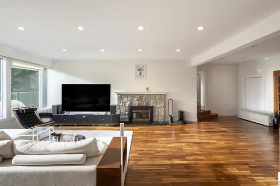 1130 Groveland Court, West Vancouver For Sale - image 2