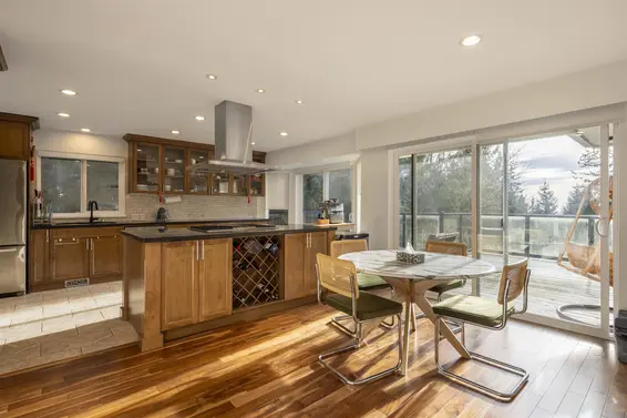 1130 Groveland Court, West Vancouver For Sale - image 4