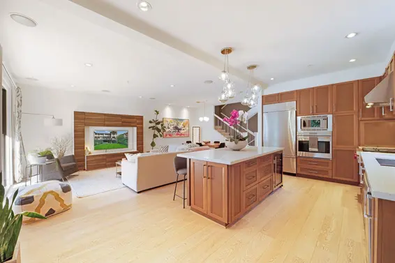 20 555 Raven Woods Drive, North Vancouver For Sale - image 1