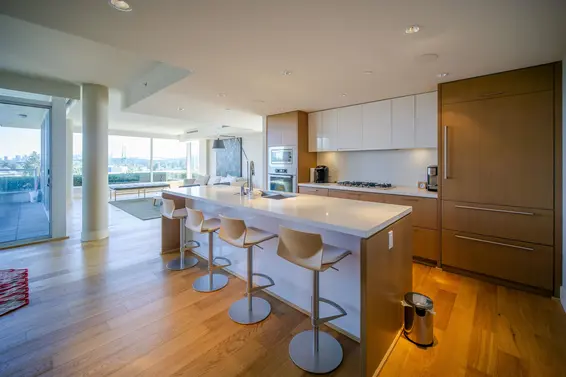 502 908 Keith Road, West Vancouver For Sale - image 5
