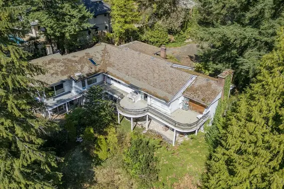 764 Eyremount Drive, West Vancouver For Sale - image 3