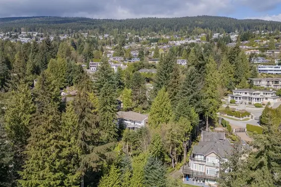 764 Eyremount Drive, West Vancouver For Sale - image 6