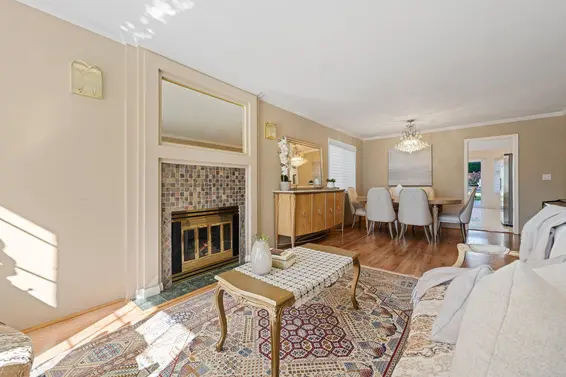 1154 Harold Road, North Vancouver For Sale - image 2