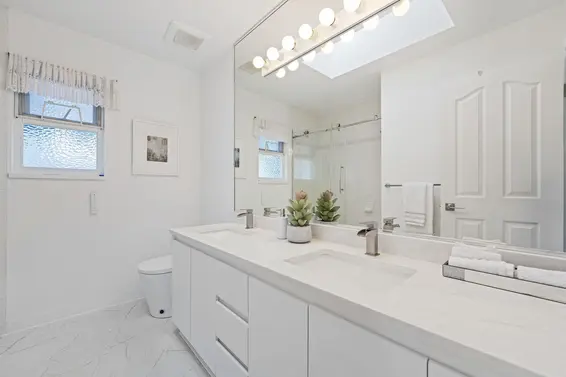 1154 Harold Road, North Vancouver For Sale - image 27