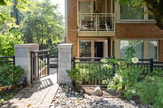 116 119 West 22nd Street, North Vancouver For Sale - image 37