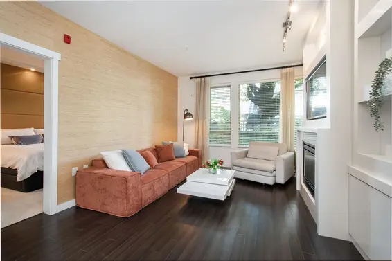 116 119 West 22nd Street, North Vancouver For Sale - image 6