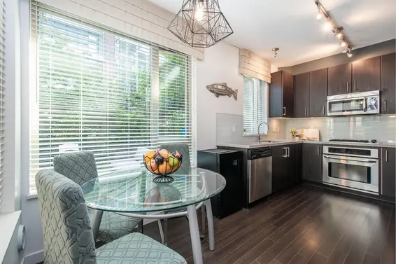 116 119 West 22nd Street, North Vancouver For Sale - image 8
